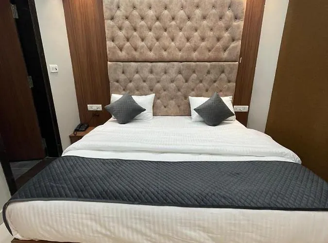Vishwanath Inn